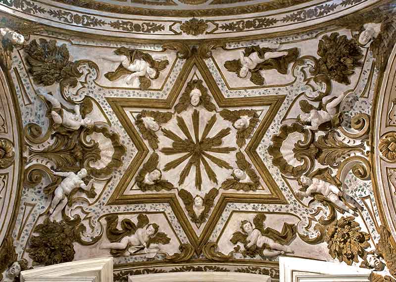 complesso-donnaregina-Stucchi-dorati-e-decorazioni-pittoriche-Nicola-Sartori